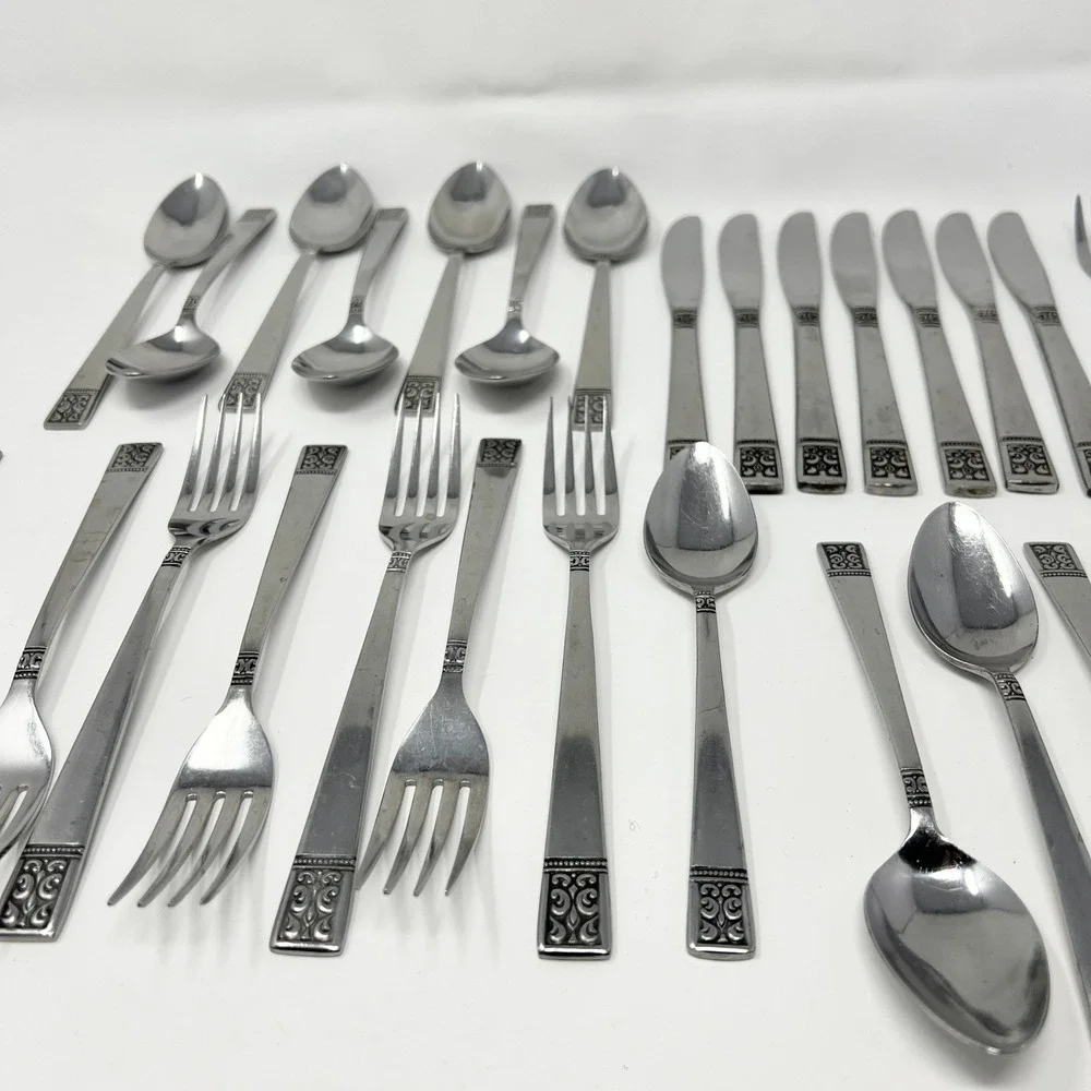 Vintage Custom Design CUD1 Stainless Japan Flatware Set 31 Pc MCM Scroll Pattern